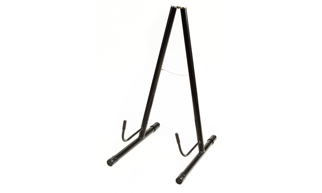 Cover stand je visoko kakovostno stojalo iz železa, ki je popolna rešitev za odlaganje pokrova vašega masažnega bazena Softub. Cover stand stojalo je lahko in enostavno prenosno, saj se v hipu zloži in prestavi na novo mesto. Prav tako ne zasede veliko prostora in se ga lahko postavi kamorkoli. Slika brez pokrova