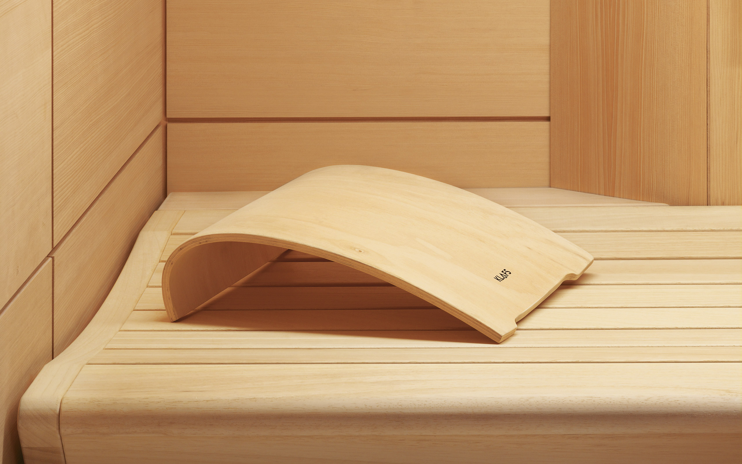 Finska Savna Klafs Lounge - upognjen vzglavnik